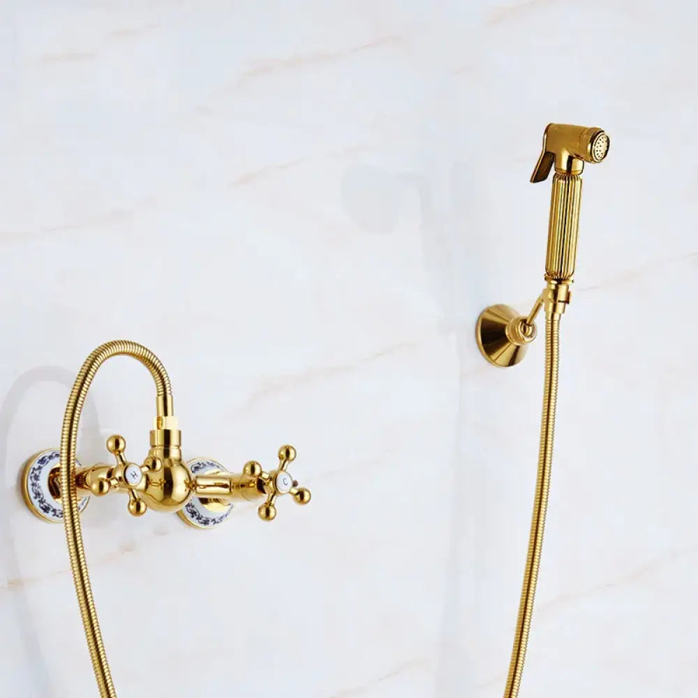 Bidet Faucets Gold Brass Bathroom Shower Blow-fed Spray Gun Nozzle Toilet Bidet Faucet Hot and Cold Water Taps Bathroom