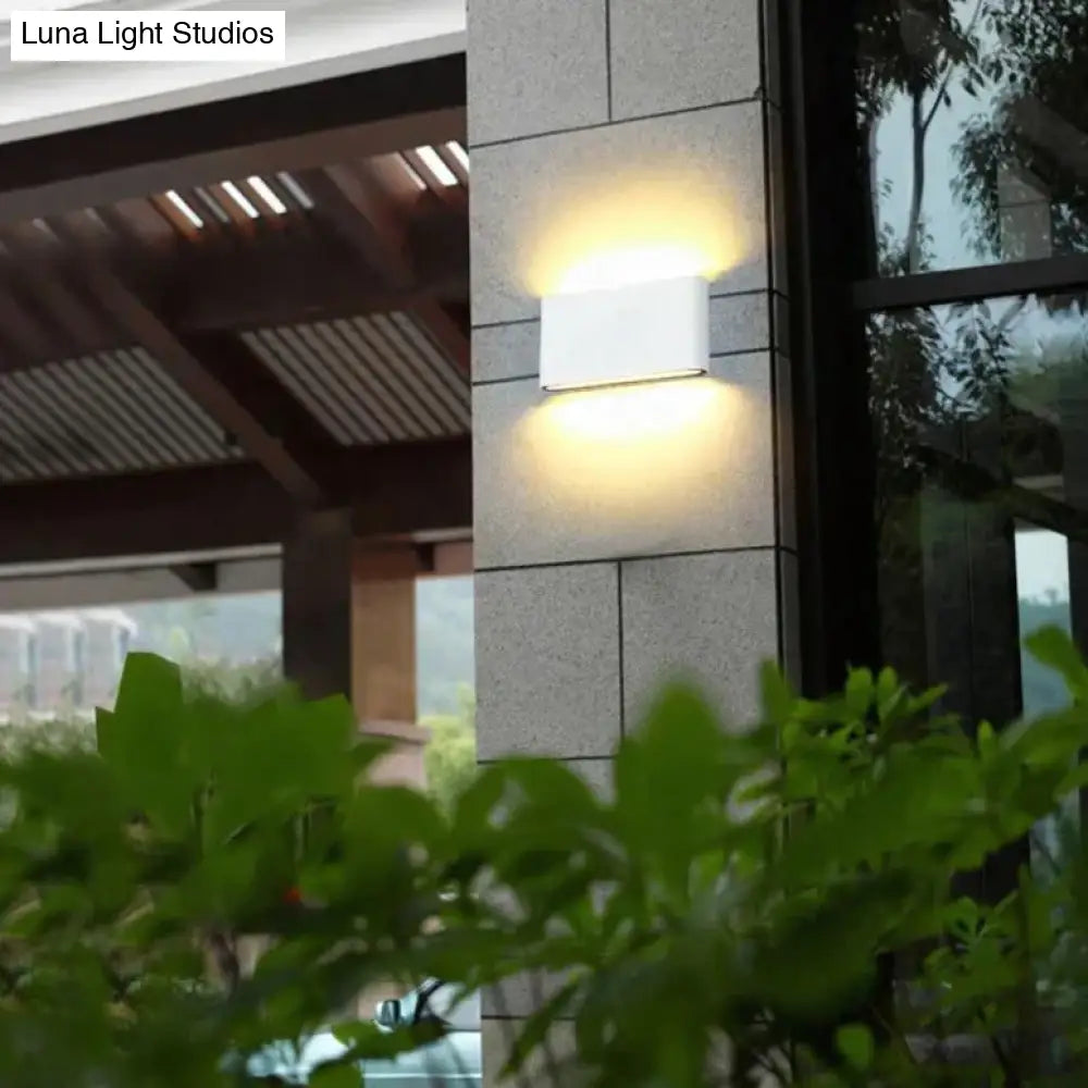 Luna | Outdoor Wall Light Outdoor Lighting