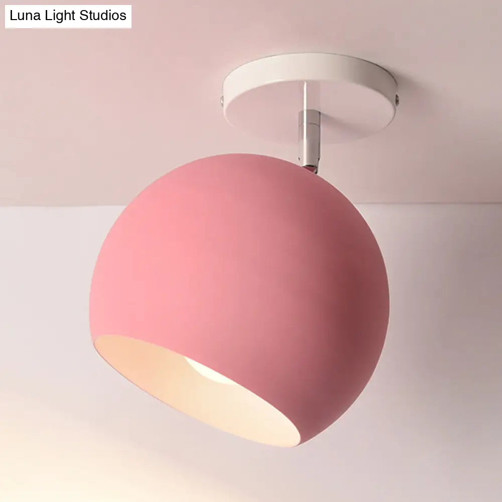 Nordic Style Round Ceiling Flush Mount Light With Metal Aisle Close To Lighting