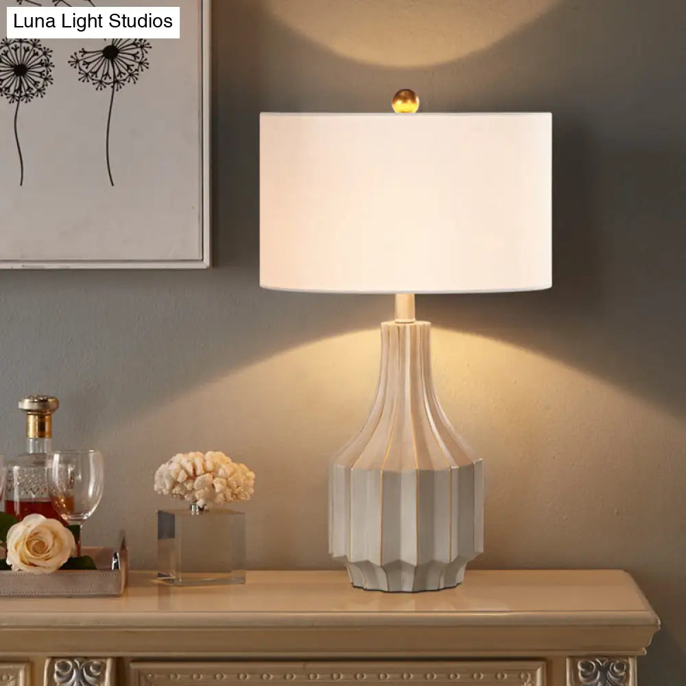 1-Light Lodge Beige/White Fabric Table Lamp With Pot Base - Perfect For Bedroom Nightstands
