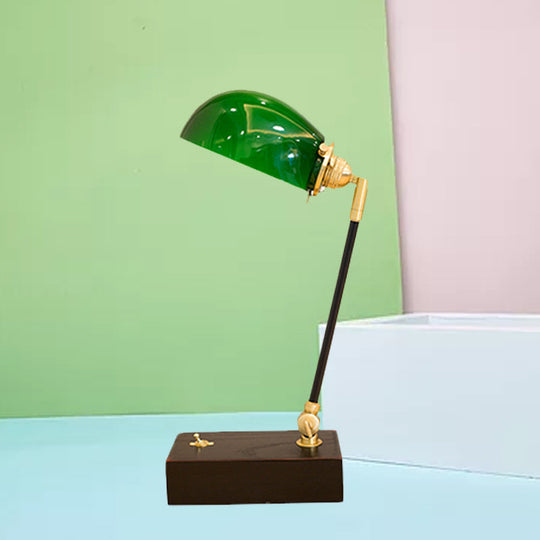 Haedus - Vintage-style Green Glass Reading Lamp with Retro Design - Perfect for