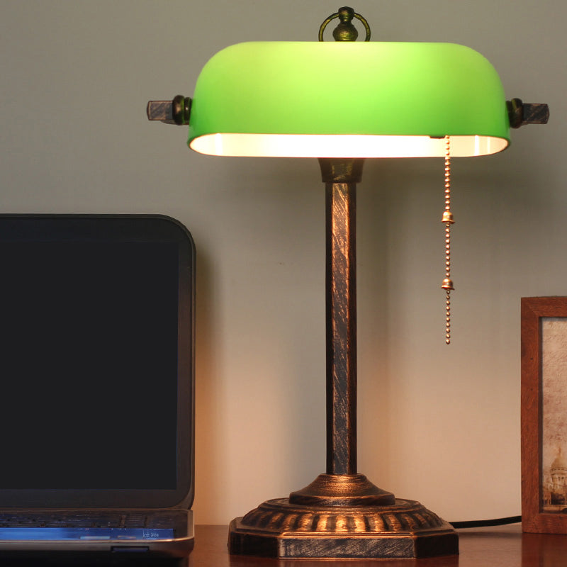 Alya - Traditional Green Glass Bronze Nightstand Lamp with Pull Chain