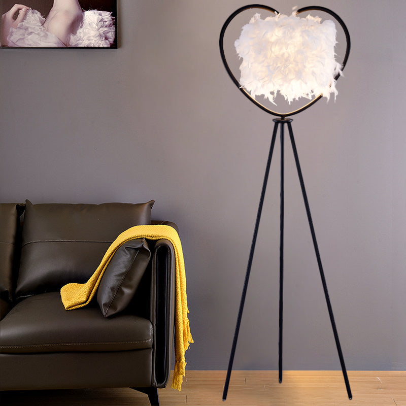 Modern Metallic 1-Head Black/Gold Finish Floor Lamp With Feather Shade & Loving Heart Frame