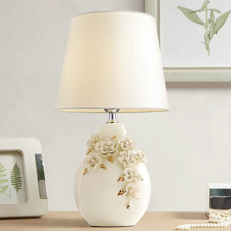 Traditional Ceramic White Table Lamp With Magnolia Embellished Vase Single Night Light Shade 18/19.5