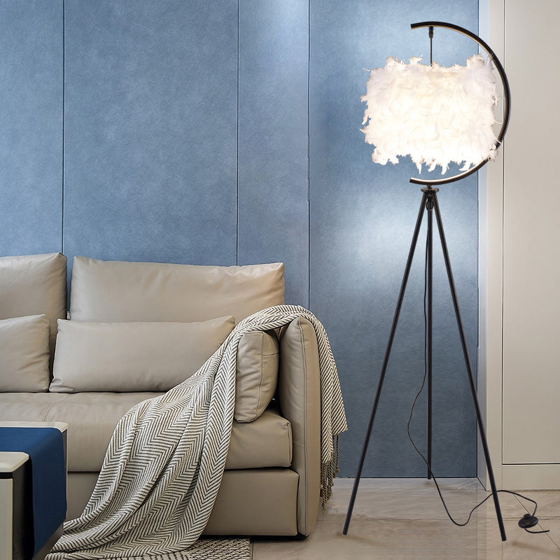 Feather Deco Drum Floor Lamp - Contemporary Tri-Leg Design Black/Gold Perfect For Single Bedrooms