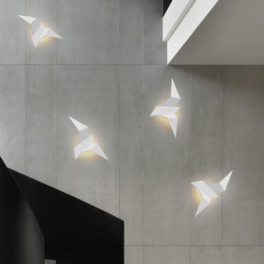 Modernist Metallic Bird-Like Sconce Led Wall Lamp In White/Black/Gold - White/Warm/Natural Light