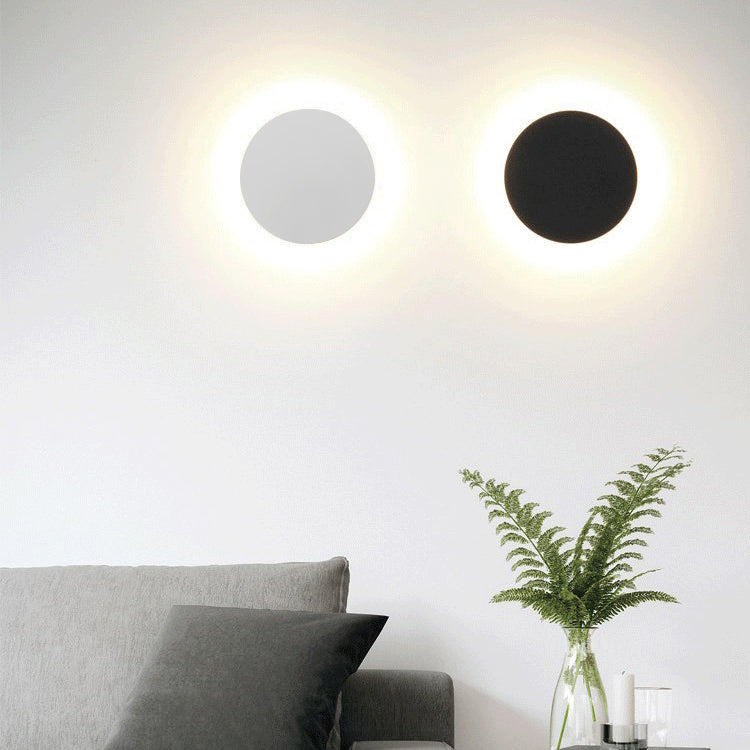 Sleek Round Led Wall Sconce Light Fixture With Simplistic Metallic Design In Black/White 6/8 Width