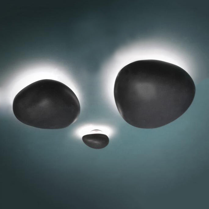 Modern Led Wall Lamp - Pebble Shape Resin Sconce Light Fixture (4/9 Length) In Black