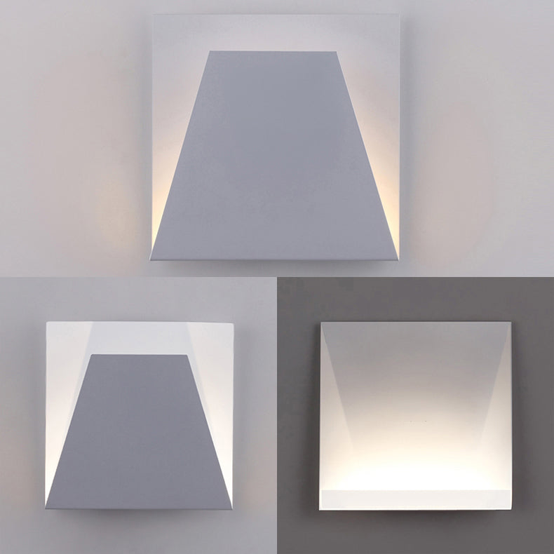 Minimalist Geometric Metal Led Wall Sconce In Warm/White Lighting For Bedroom