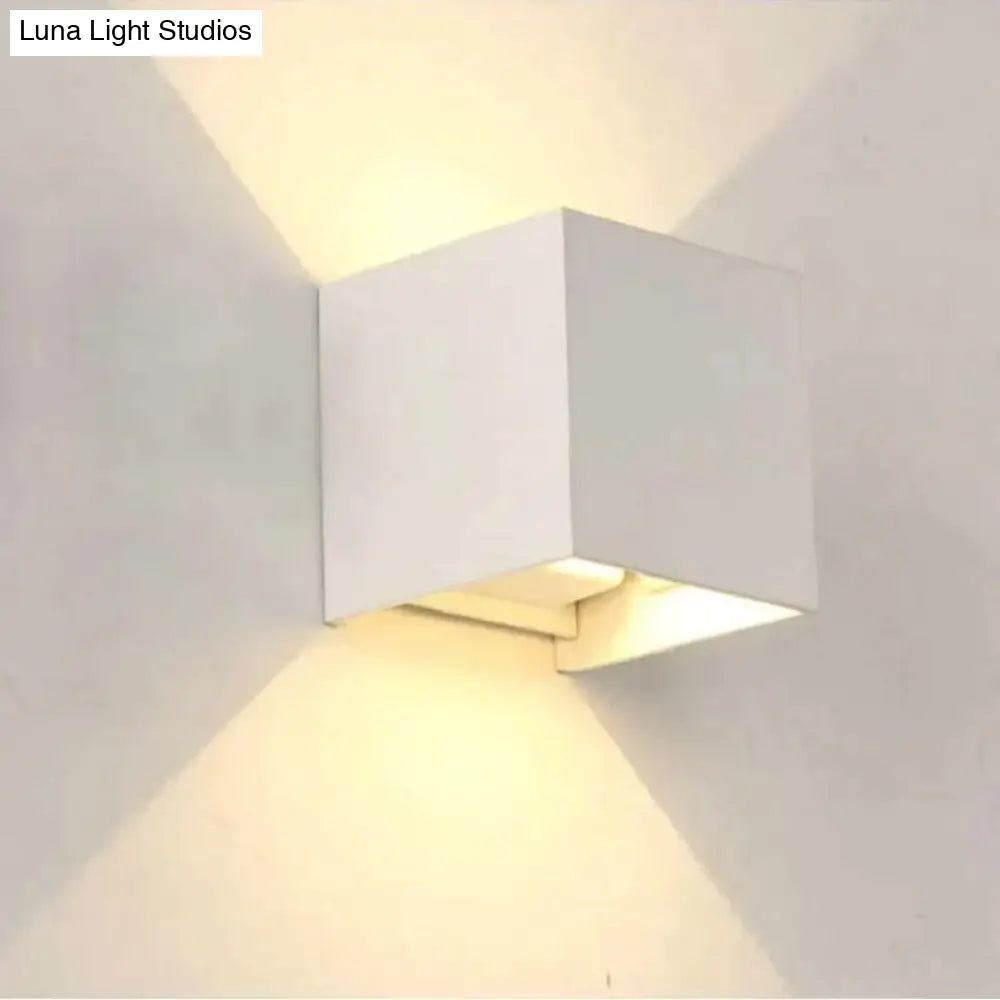 12W Dimmable Cob Modern Brief Cube Adjustable Surface Mounted Led Wall Lamp Outdoor Waterproof