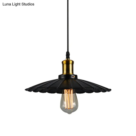 14’/16’ Dia Industrial Scalloped Pendant Light 1 Head Metallic Ceiling Lamp In Black/White