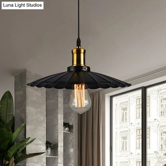 14’/16’ Dia Industrial Scalloped Pendant Light 1 Head Metallic Ceiling Lamp In Black/White