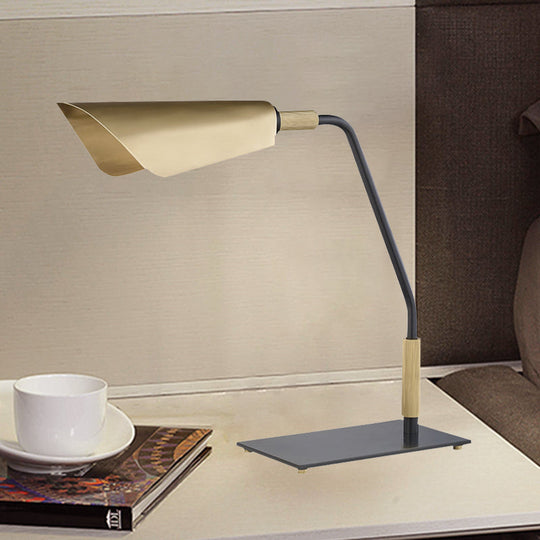 Metal Study Light Colonialism Bedroom Lamp In Gold - 1 Bulb Bedside Table With Rectangle Pedestal
