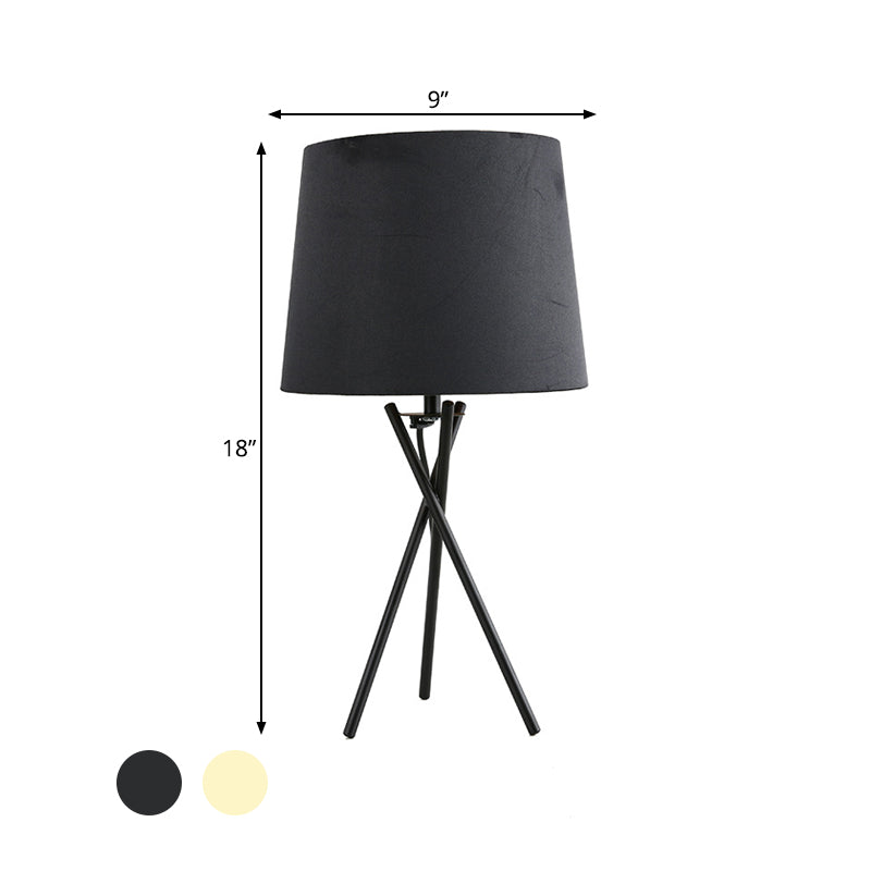 Minimalist Drum Fabric Night Light: Black/White Table Lamp With Cross-Legged Design