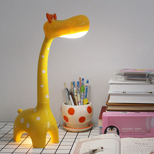 Kids Plastic Giraffe Desk Lamp - White/Yellow Nightstand Lighting For Childrens Bedroom Yellow