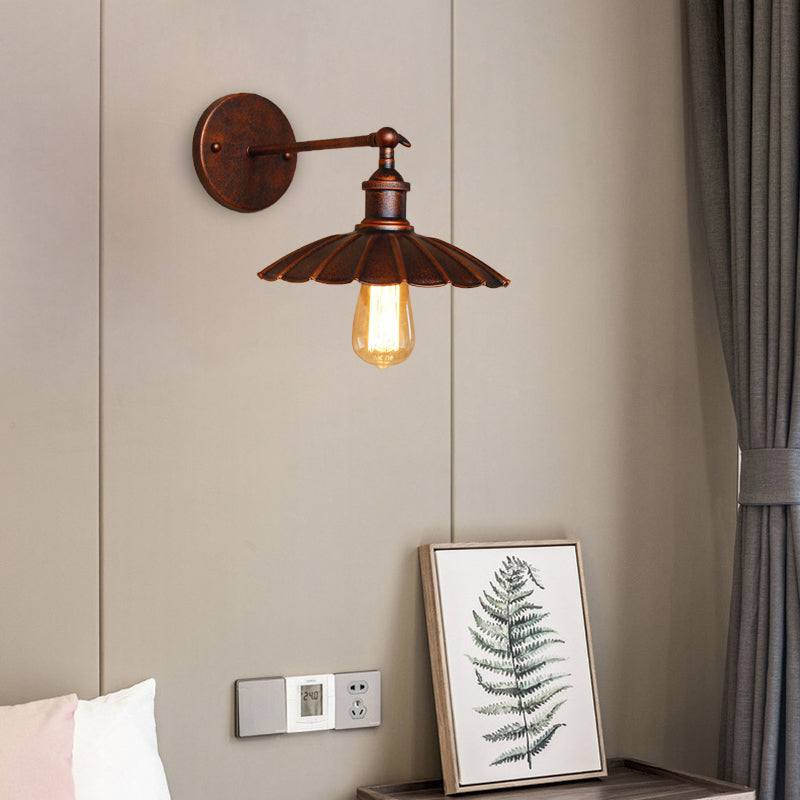 Scalloped Vintage Wall Lamp: Rotatable Metallic Light In Rustic Dark/White Rust