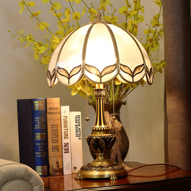 Colonialist Beige Glass 1-Bulb Nightstand Lamp - Gold Scalloped Metal Table Light With Pull Chain
