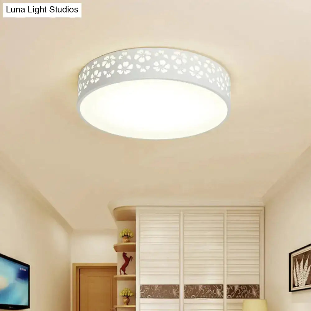 15’/19’ Wide Drum Metal Ceiling Lamp - Modern White Led Flush Mount Light With Cutout Flower