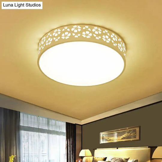 15’/19’ Wide Drum Metal Ceiling Lamp - Modern White Led Flush Mount Light With Cutout Flower