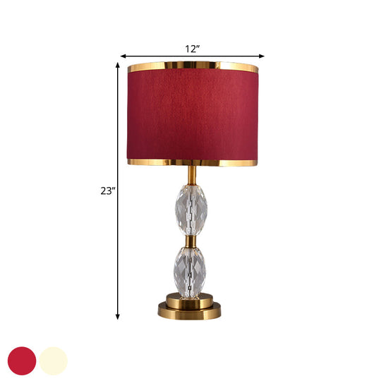 Magalie - Traditional Table Lamp