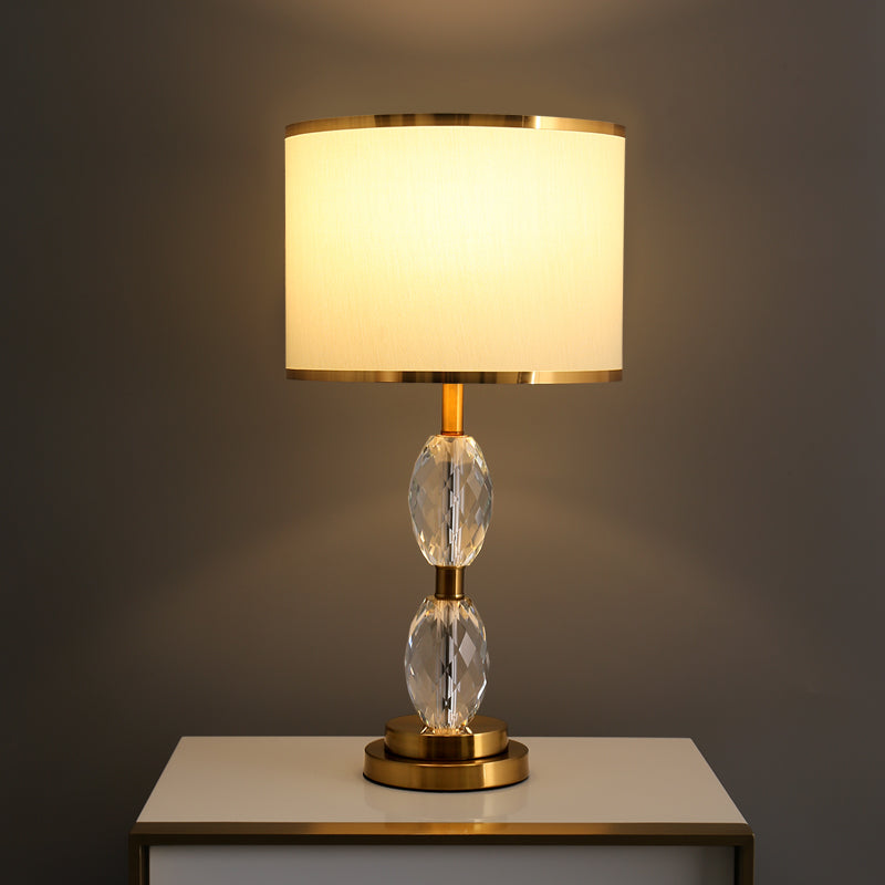 Magalie - Traditional Table Lamp