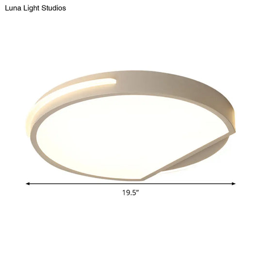 16’/19.5’ White Round Ceiling Mounted Led Flush Light Fixture Metal Construction Simple Style