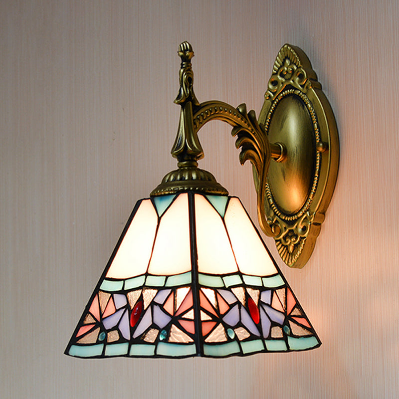 Stained Glass Tiffany Art Deco Wall Mount Light In Pink - Ideal For Bedroom
