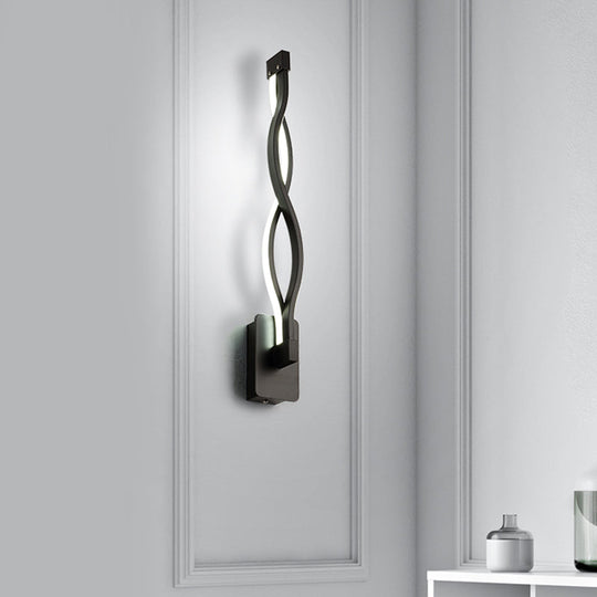Minimalistic Metal Led Stairway Sconce In Warm/White Light - Black/White