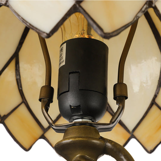 Women-Shaped Base Desk Lamp: Classic Glass Reading Light For Coffee Shops - 1 Umbrella Design