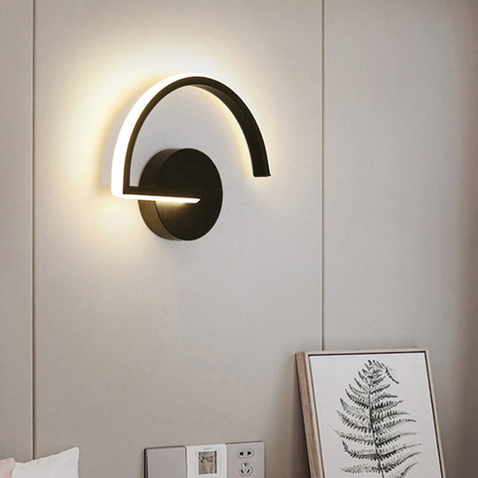 Black Metal Led Wall Sconce With Minimalist Half-Circle Design - Warm/White Light Open Concept /