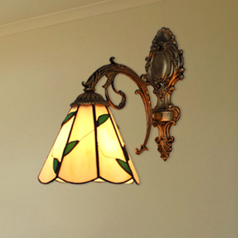 Leaf Corridor Sconce Light - Tiffany Wall With Carved Base Glass In Beige