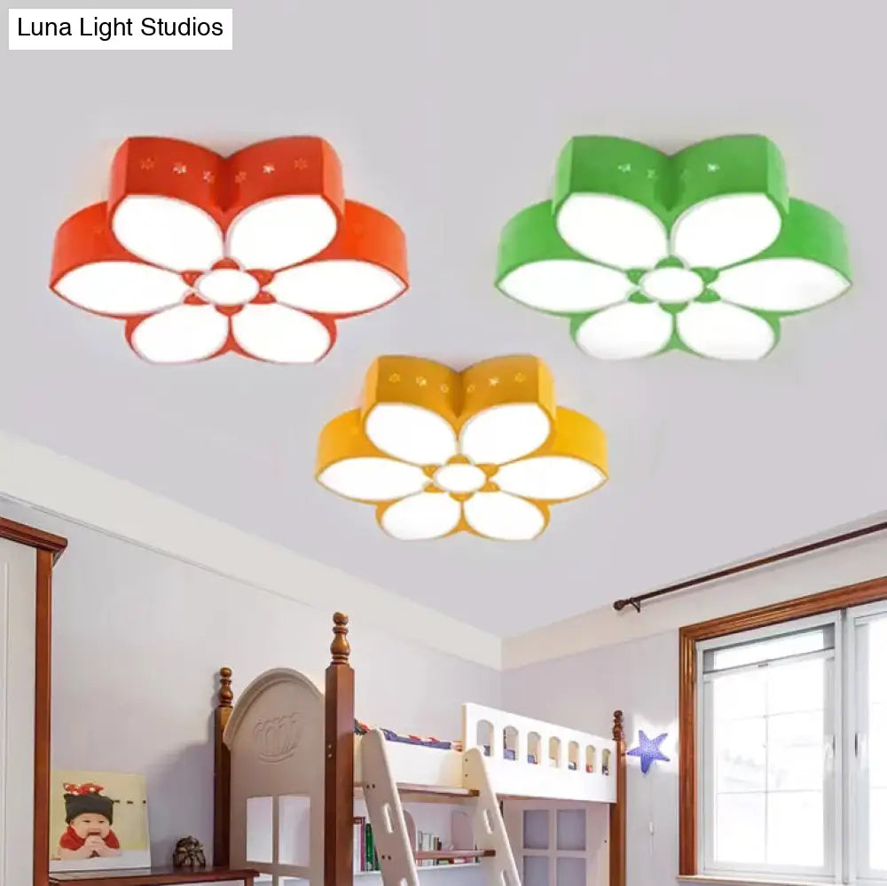 18/23.5 Etched Blossom Led Flush Mount Ceiling Light In Vibrant Red/Yellow/Green