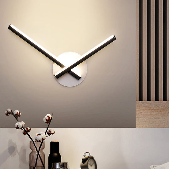 Modern Metallic Wall Sconce With Overlapping Lines - Simplicity Black/White Led Fixture Warm/White