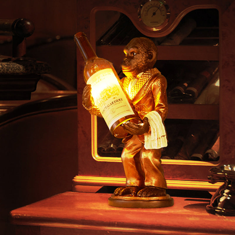 Retro Gorilla Wine Holder 1-Light Desk Lamp In Amber Glass For Night Table Red/Gold Gold