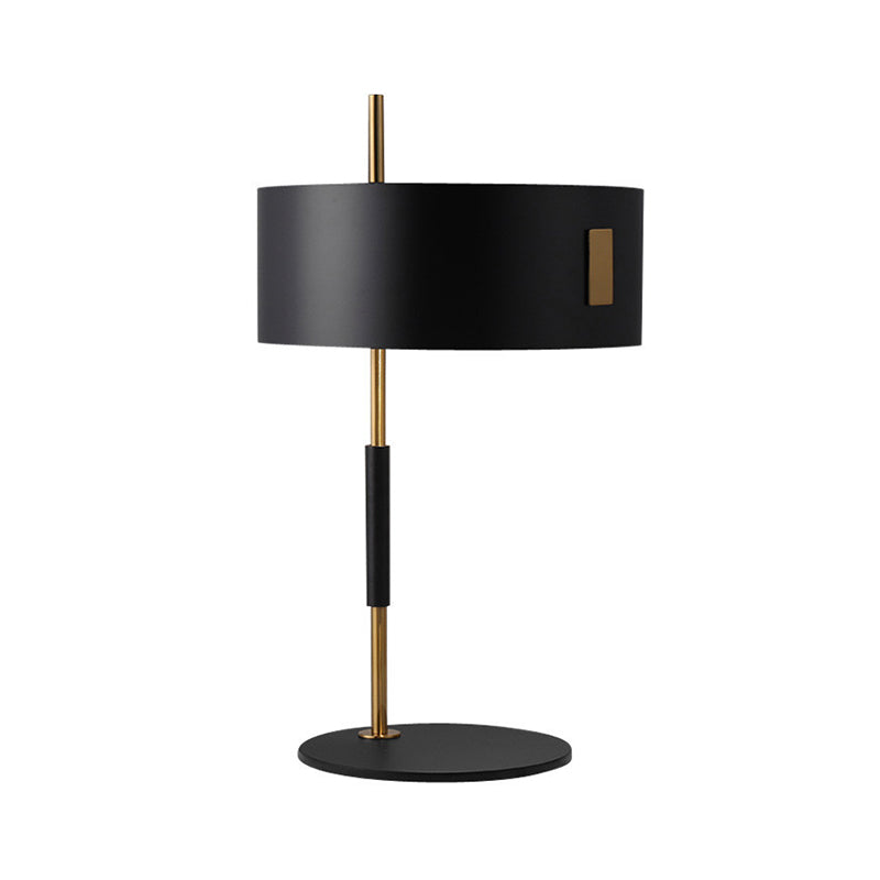 Natalia - Minimalist Table Lamp
