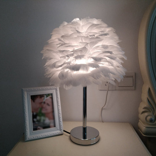 Feathered Modern Artichoke Plug-In Table Light: 1 Light Girls Room Nightstand Lamp (Pink/Grey/White)