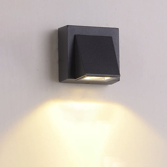 Minimalist Triangle Aluminum Flush Wall Sconce - Small/Large Black Corridor Lamp / Small A
