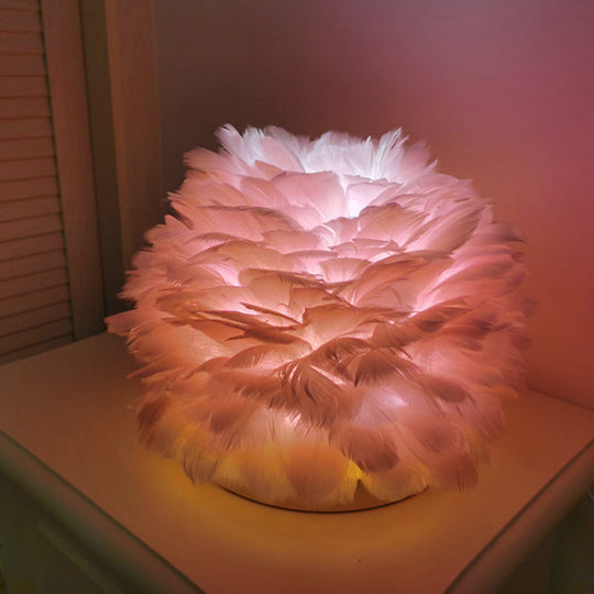 Feathered Flower Blossom Bedside Lamp - Modern Stylish Night Light (Pink/Apricot/White)