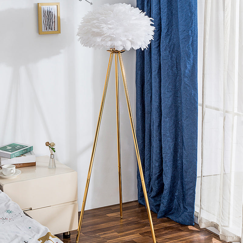 Dome Feather Floor Lamp - Minimalist Single Grey/White/Pink Light With Tripod For Bedroom Gold /