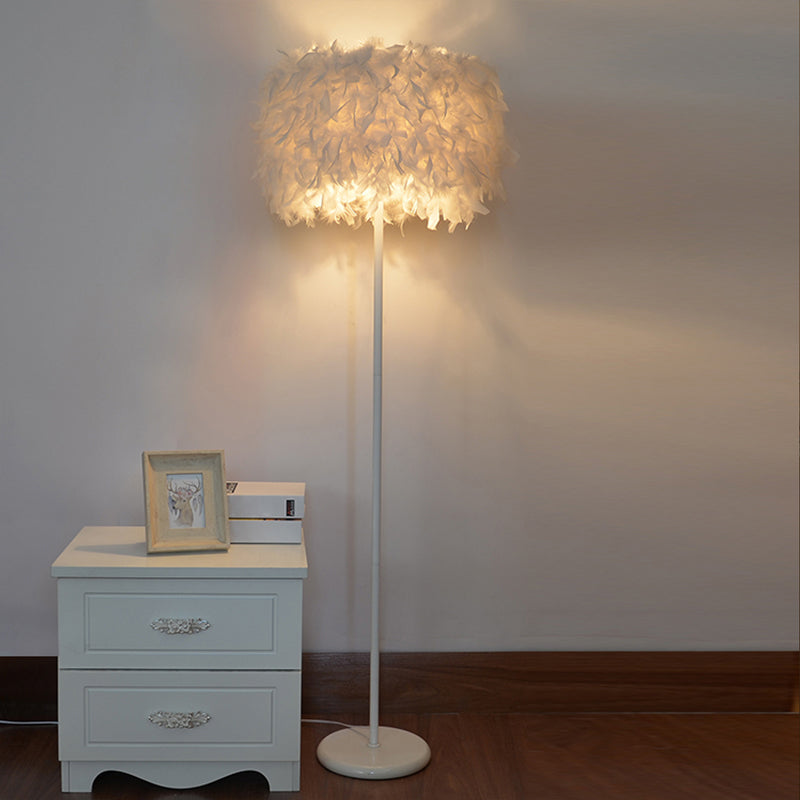 Modern Drum Bedside Floor Lamp - Feather 1-Light White (With/Without Crystal Drop) / Without