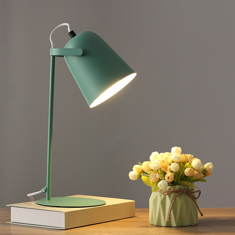 Rotating Metal Table Lamp For Modern Bedroom Night Lighting Green