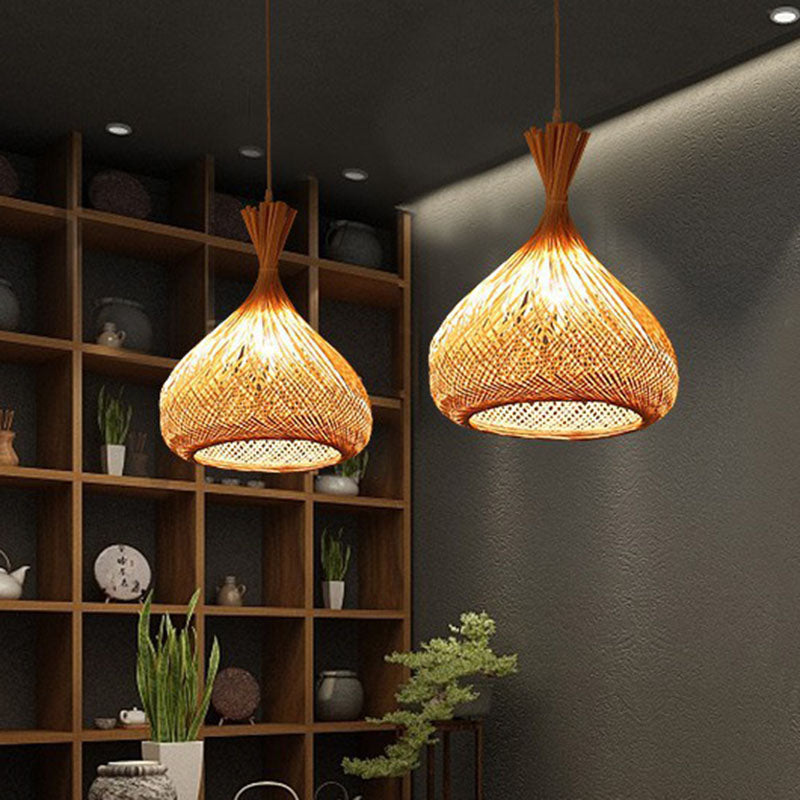 Chinese Style Bamboo Pendant Lamp - Hand-Braided Wood Construction 1 Head Ceiling Lantern