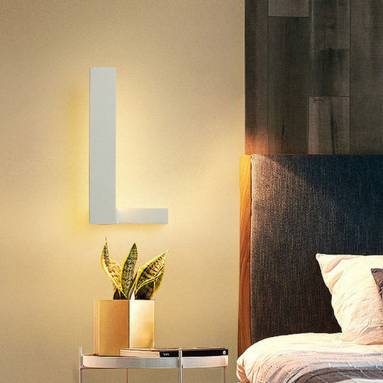 Modern L-Shaped Led Wall Sconce For Living Rooms - Acrylic Simplicity White / Vertical