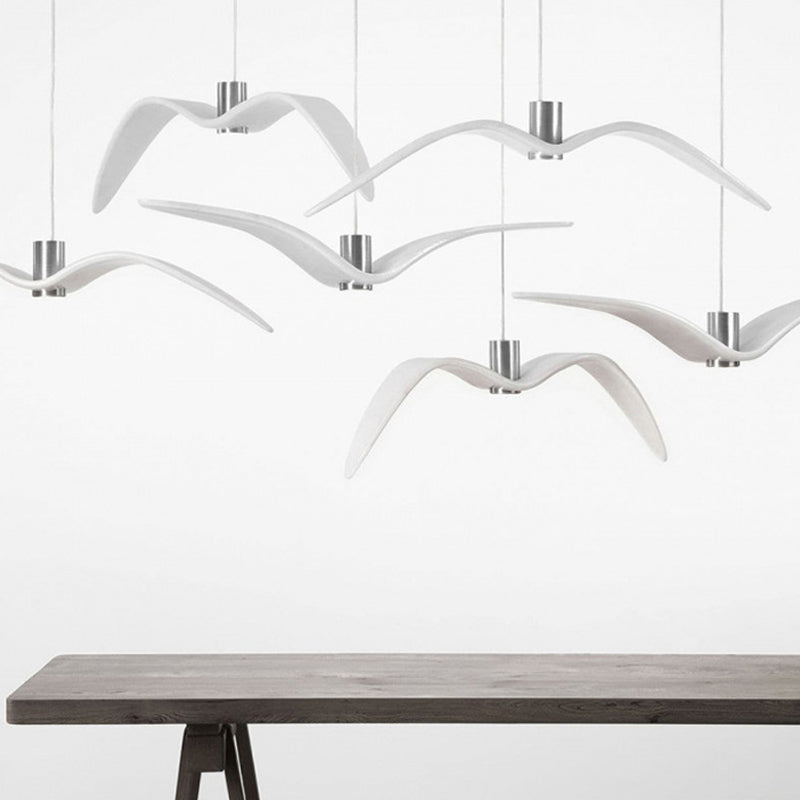 Seagull Resin Suspension Pendant Ceiling Light: Artistic Single-Bulb Fixture For Restaurants