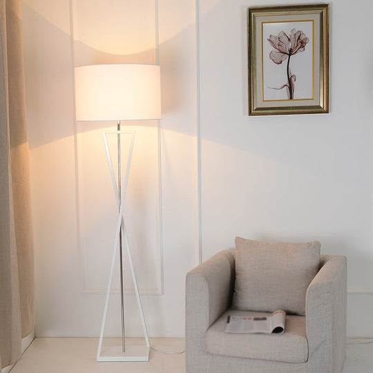 Stylish Hourglass Metal Floor Lamp With Artistic Drum Shade - Perfect For Living Rooms White / B