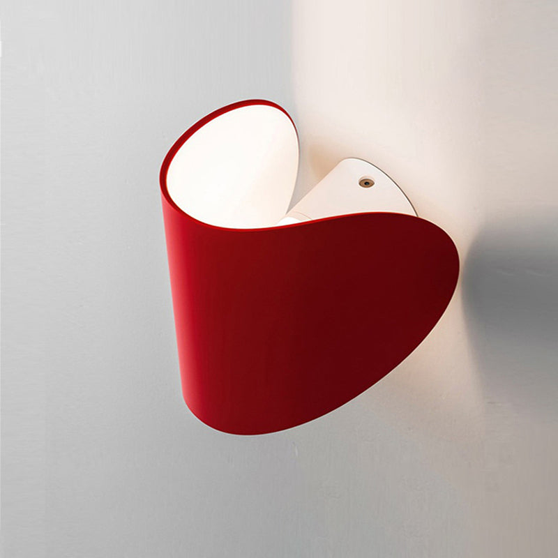 Minimalist Metallic Led Curved Wall Light For Living Room