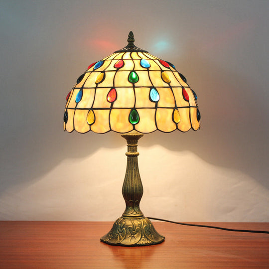 Decorative Stained Glass Dome Shade Table Lamp For Living Room - Nightstand Light Yellow
