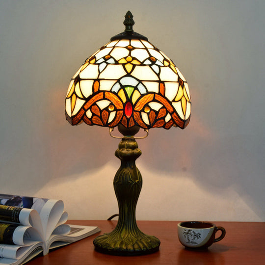 Stained Art Glass Dome Table Lamp - Unique Nightstand Lighting For Living Room Décor Beige