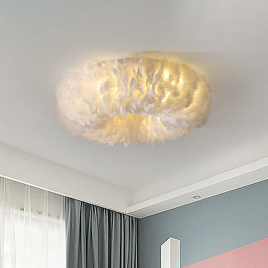 Minimalistic Feather Flush Mount Ceiling Light For Bedroom - White Doughnut Shape / 15.5