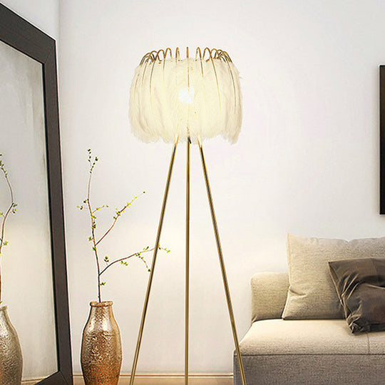 Nordic Style Tripod Floor Lamp With Feather Shade Metal Stand White